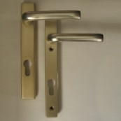 Adapted portal set with asymmetrical Mecsek door-handle 92/2 bolted