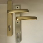 Adapted portal set 92/3 with 155 door-handle